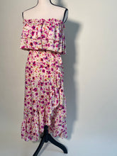 Load image into Gallery viewer, Misa Floral Strapless Dress