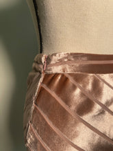 Load image into Gallery viewer, Michelle Mason Blush Velvet Skirt
